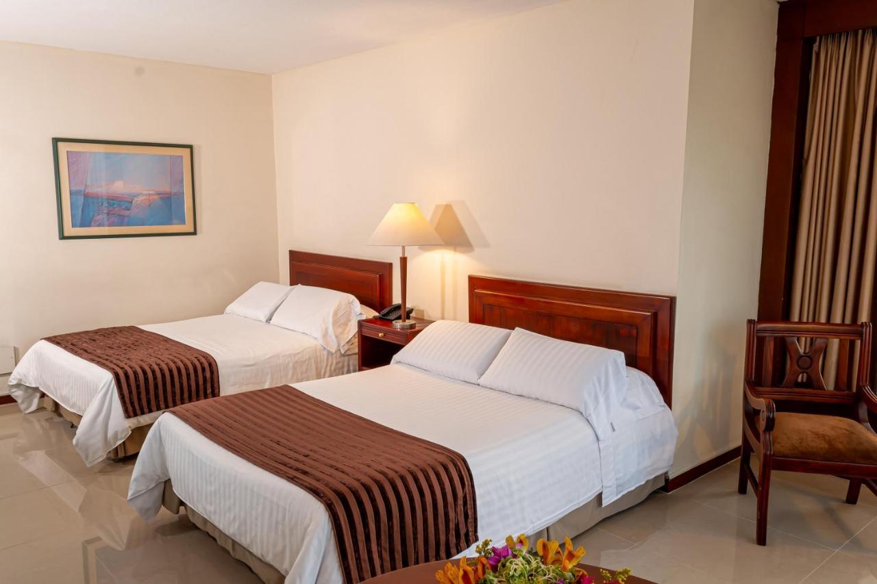 Torre De Cali Plaza Hotel Exteriör bild